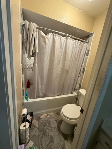 705 Angle Ridge Circle, Garland, TX 75043