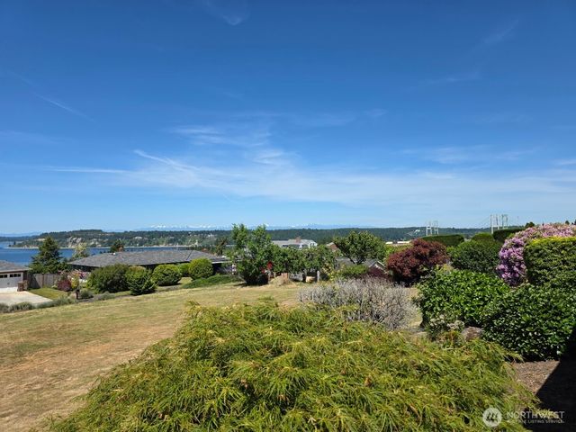 1260 S Karl Johan Avenue, Tacoma, WA 98465