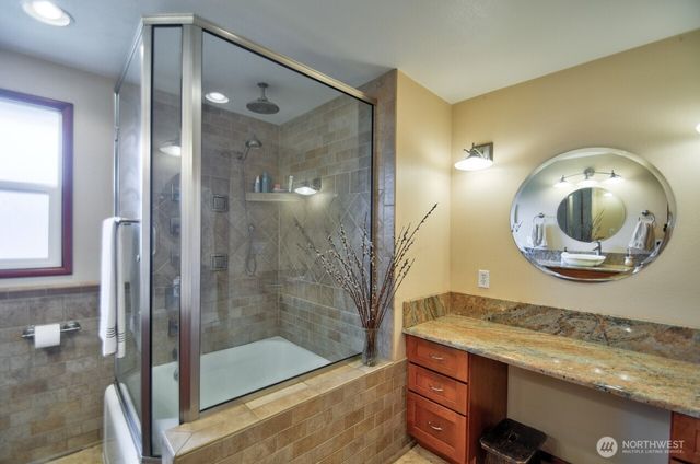 1260 S Karl Johan Avenue, Tacoma, WA 98465