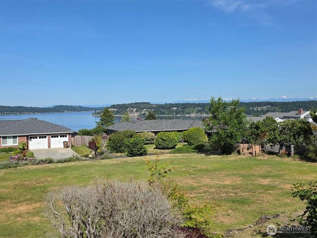 1260 S Karl Johan Avenue, Tacoma, WA 98465