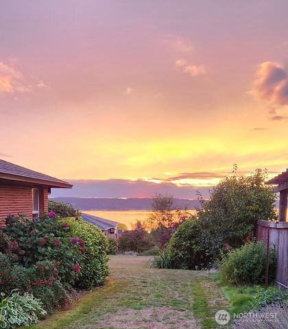 1260 S Karl Johan Avenue, Tacoma, WA 98465
