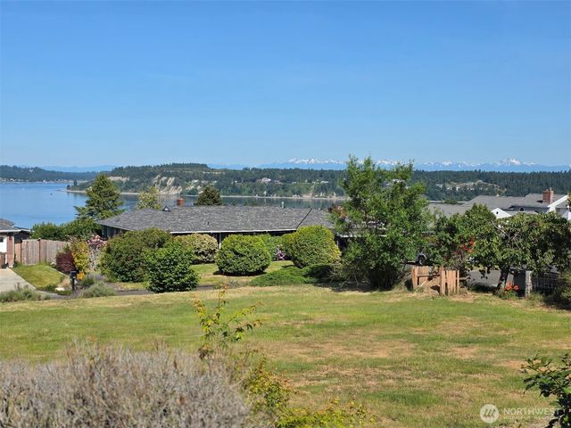 1260 S Karl Johan Avenue, Tacoma, WA 98465