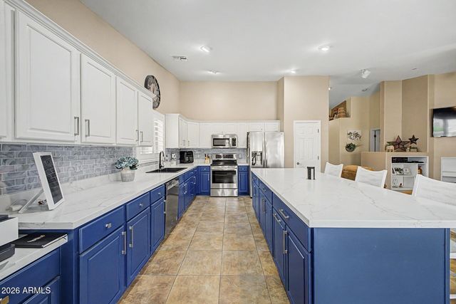 18164 W DESERT Lane, Surprise, AZ 85388