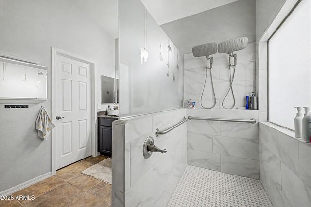 18164 W DESERT Lane, Surprise, AZ 85388