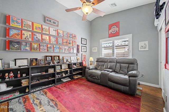 18164 W DESERT Lane, Surprise, AZ 85388
