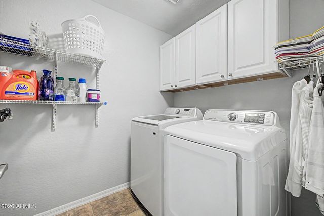 18164 W DESERT Lane, Surprise, AZ 85388