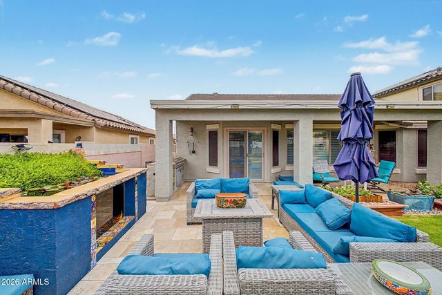 18164 W DESERT Lane, Surprise, AZ 85388