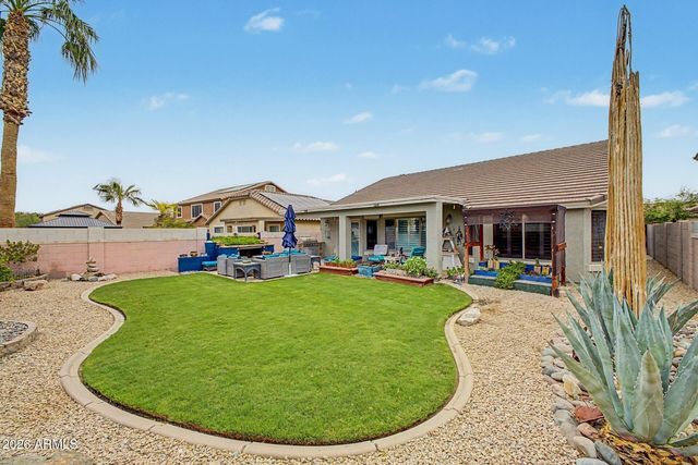 18164 W DESERT Lane, Surprise, AZ 85388