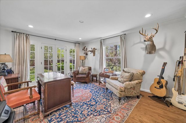 10926 Wickwild Street, Hunters Creek Village, TX 77024