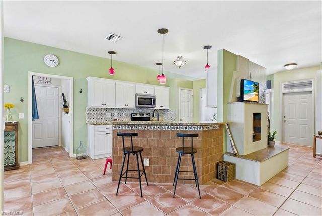 7980 Sandel Wood CIR W, Fort Myers, FL 33908