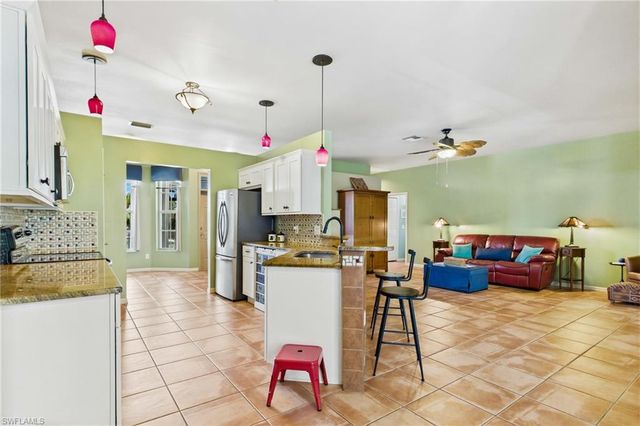 7980 Sandel Wood CIR W, Fort Myers, FL 33908