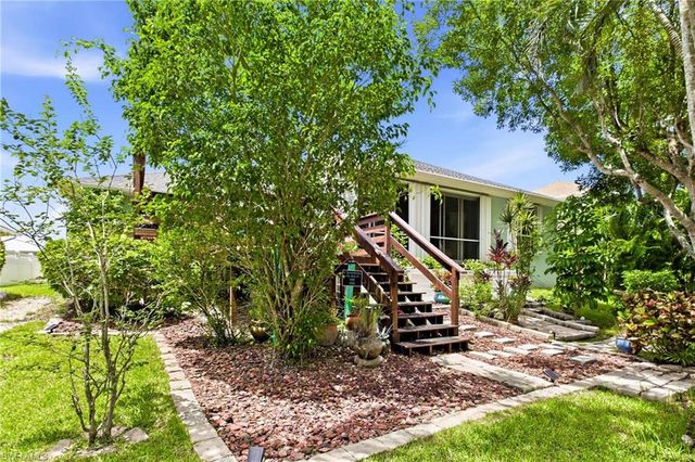 7980 Sandel Wood CIR W, Fort Myers, FL 33908
