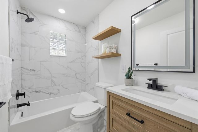 228 87TH AVENUE NE, St Petersburg, FL 33702