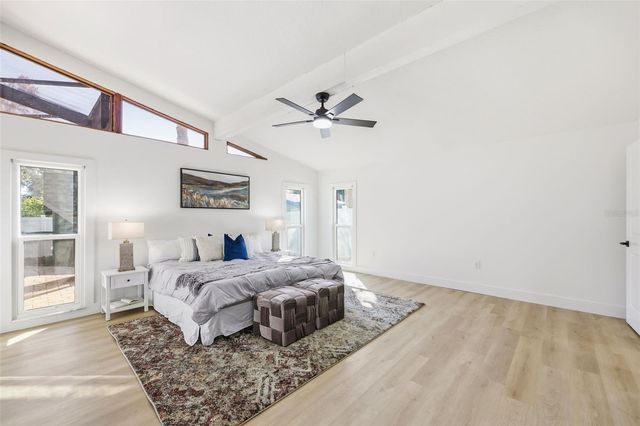 228 87TH AVENUE NE, St Petersburg, FL 33702