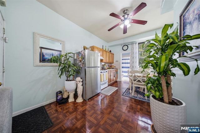 326 32nd Street, Union City, NJ 07087