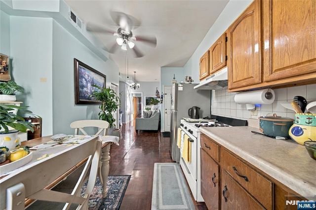 326 32nd Street, Union City, NJ 07087