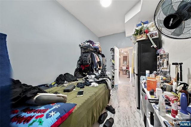 326 32nd Street, Union City, NJ 07087