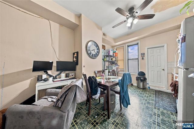 326 32nd Street, Union City, NJ 07087