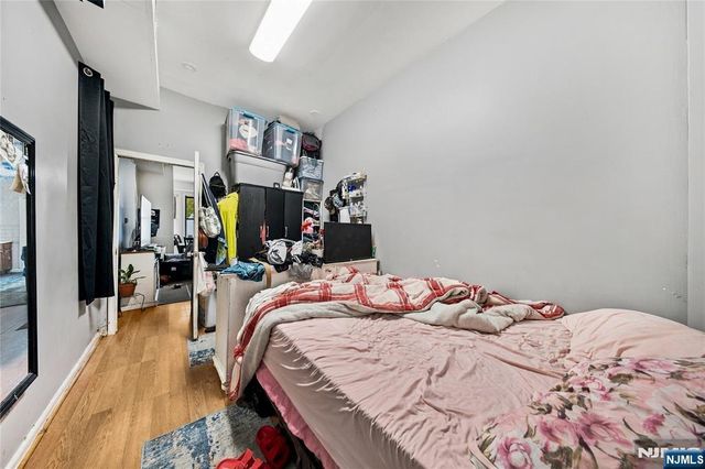 326 32nd Street, Union City, NJ 07087