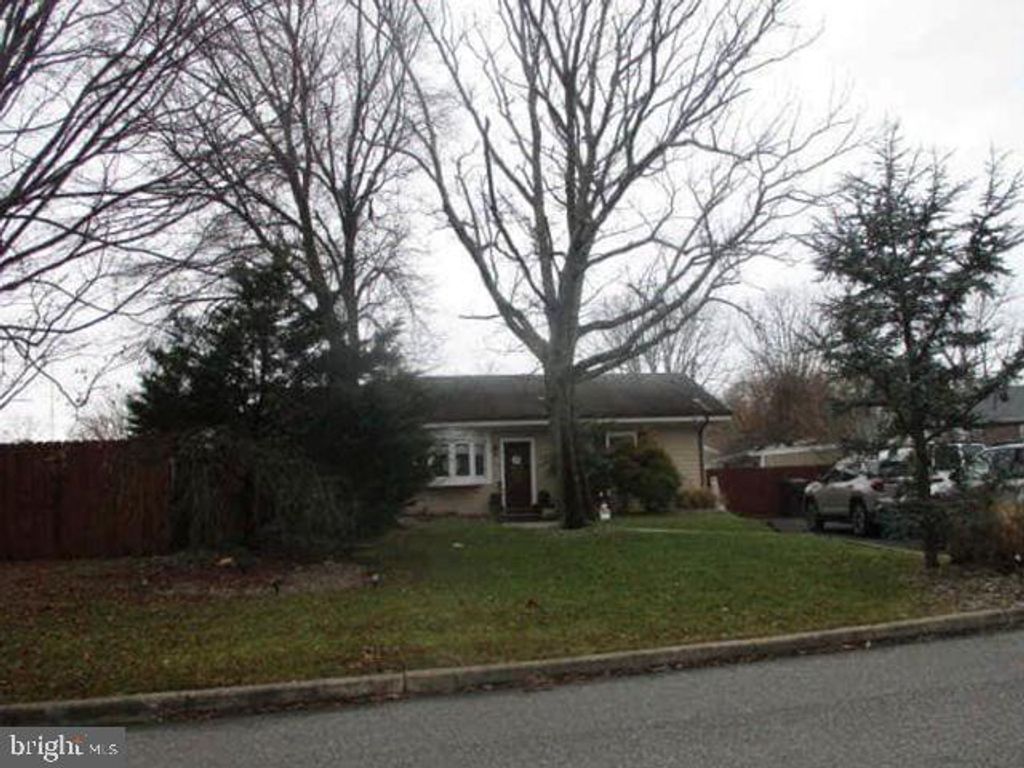 294 DELAWARE DR, Brick, NJ 08723