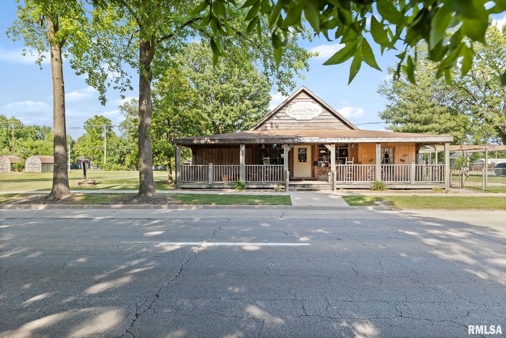 607 N POPLAR, Centralia, IL 62801