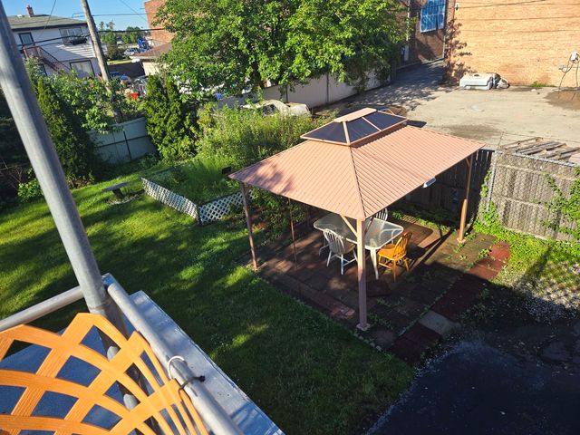 7139 W 74th Place, Chicago, IL 60638