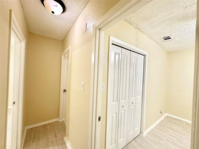 4302 Scottsdale RD B, Austin, TX 78721