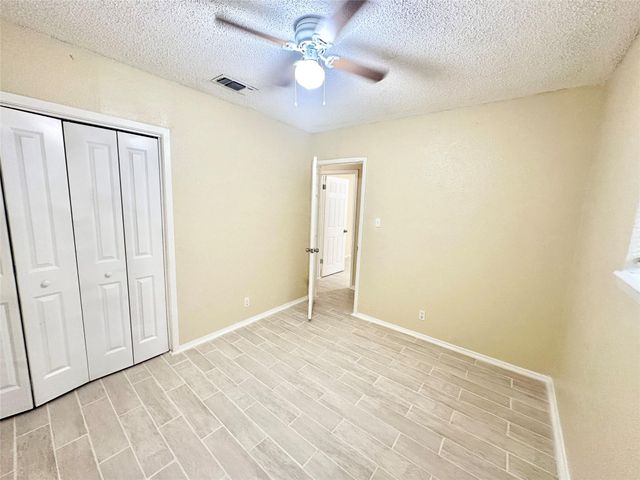 4302 Scottsdale RD B, Austin, TX 78721