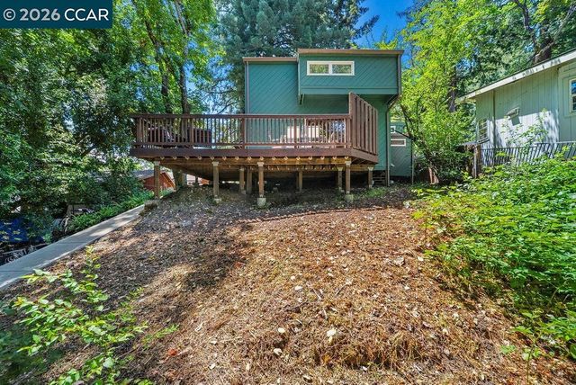 18103 La Verne Dr, Los Gatos, CA 95033