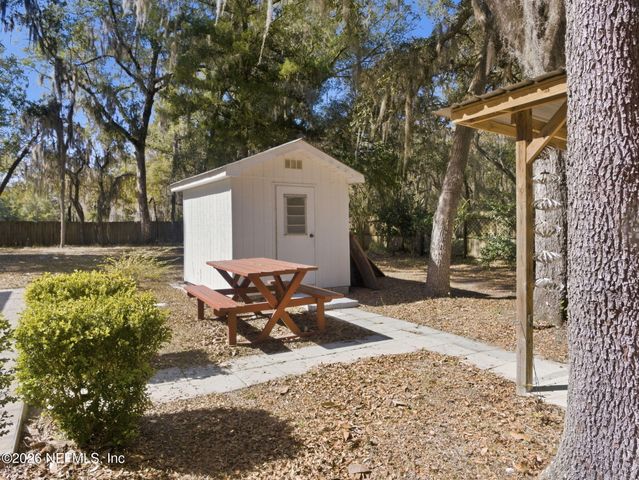 6930 COUNTY ROAD 214, Melrose, FL 32666