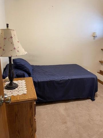 7705 Independence Street, Merrillville, IN 46410