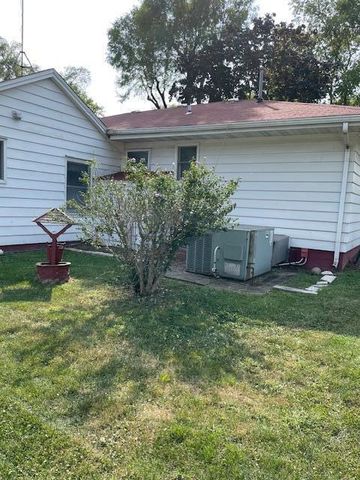 7705 Independence Street, Merrillville, IN 46410