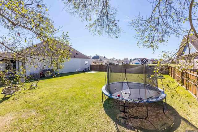 7365 N Eisworth Ave, Central, LA 70818