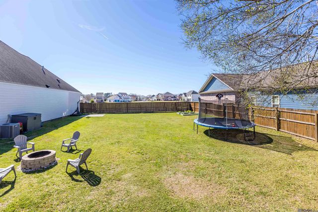 7365 N Eisworth Ave, Central, LA 70818