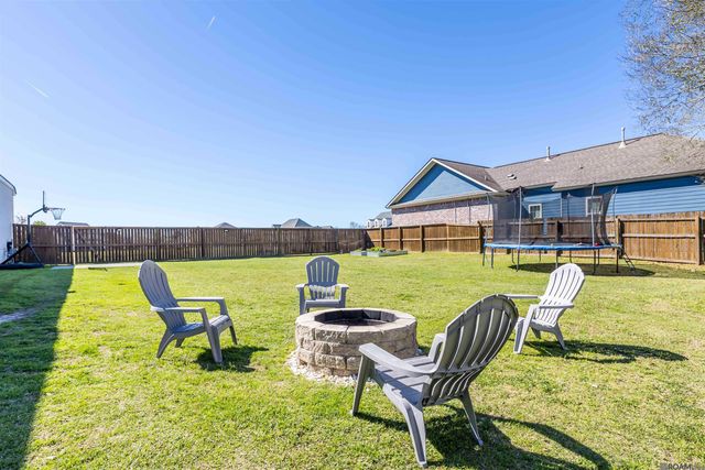 7365 N Eisworth Ave, Central, LA 70818