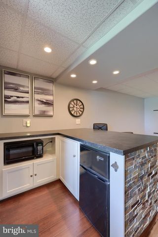 524 W TROUT RUN RD, Ephrata, PA 17522