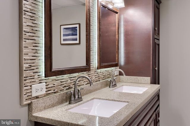 524 W TROUT RUN RD, Ephrata, PA 17522