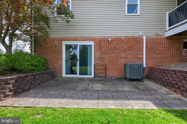 524 W TROUT RUN RD, Ephrata, PA 17522