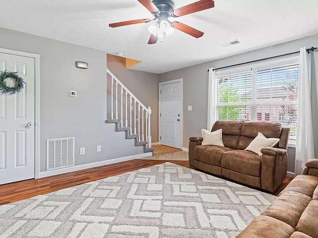 112-114 Garnet Drive, Nicholasville, KY 40356