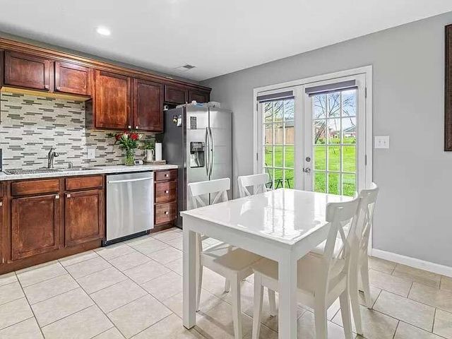 112-114 Garnet Drive, Nicholasville, KY 40356