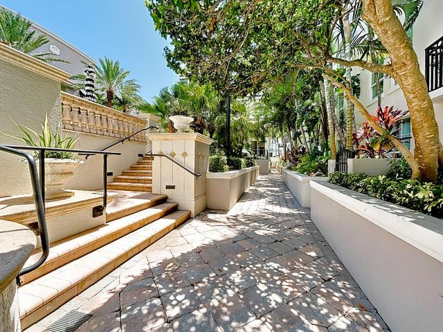 600 S Dixie Highway 630, West Palm Beach, FL 33401