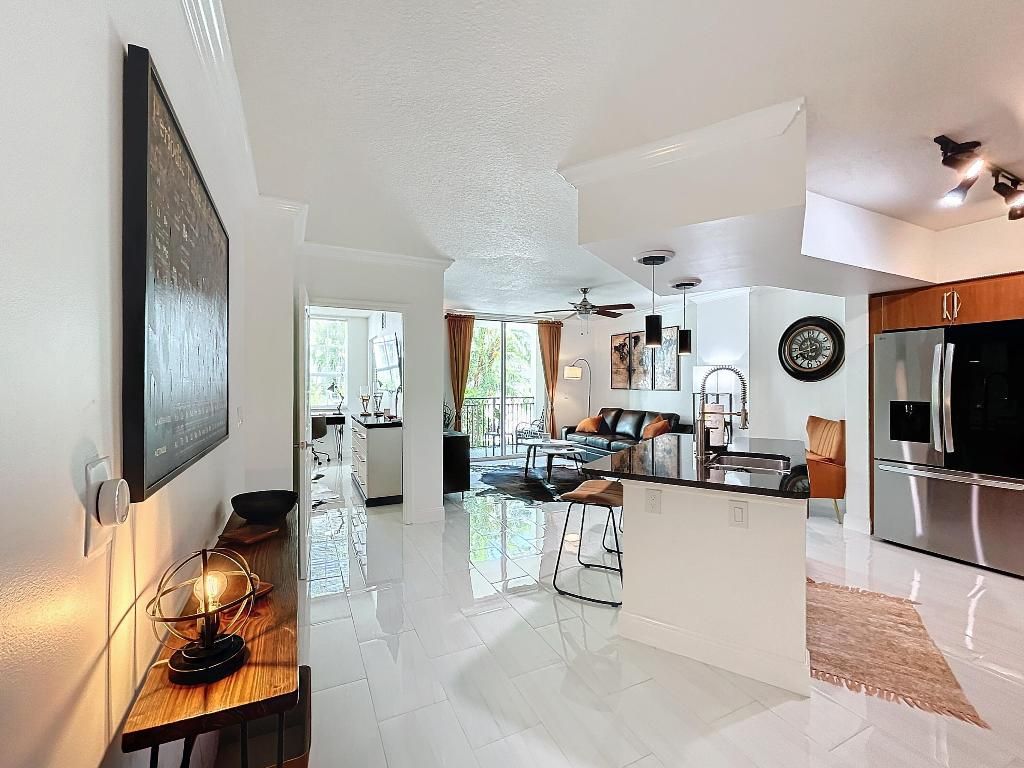 600 S Dixie Highway 630, West Palm Beach, FL 33401