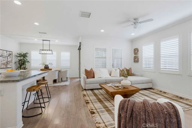 129 Yellow Pine, Irvine, CA 92618