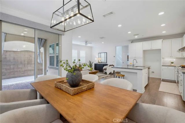 129 Yellow Pine, Irvine, CA 92618