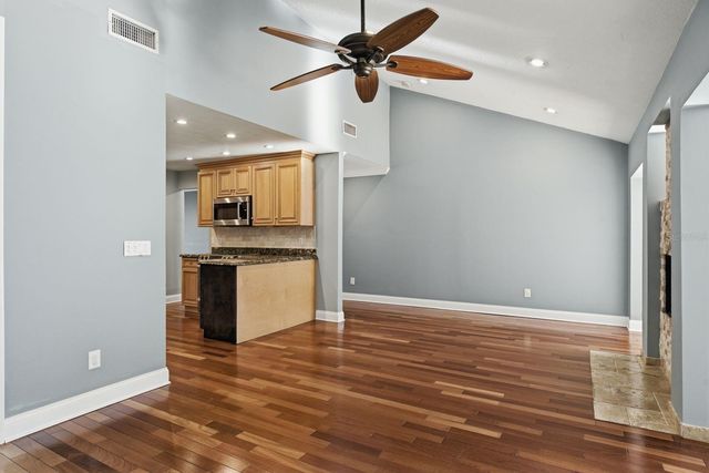 10907 AUTUMN OAK PLACE, Tampa, FL 33618