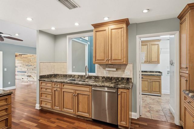 10907 AUTUMN OAK PLACE, Tampa, FL 33618