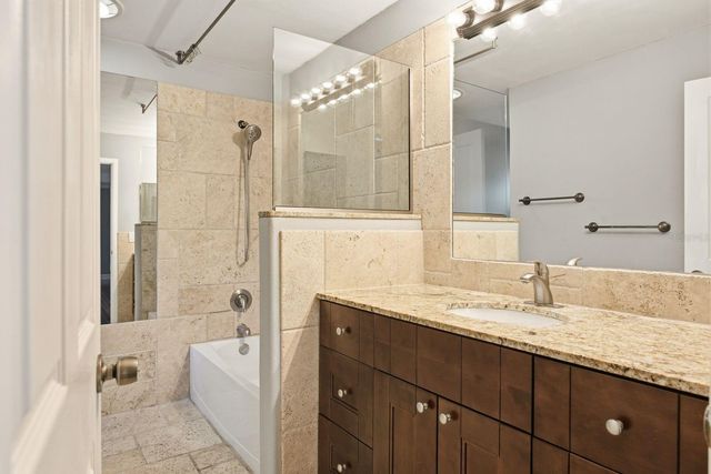 10907 AUTUMN OAK PLACE, Tampa, FL 33618