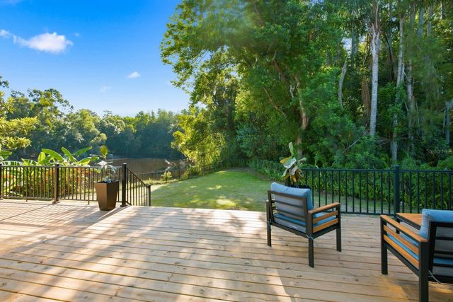 10907 AUTUMN OAK PLACE, Tampa, FL 33618