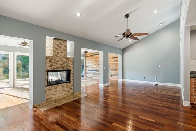 10907 AUTUMN OAK PLACE, Tampa, FL 33618