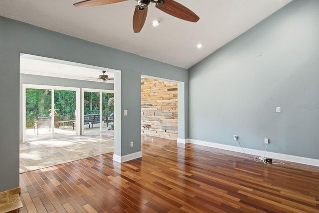 10907 AUTUMN OAK PLACE, Tampa, FL 33618